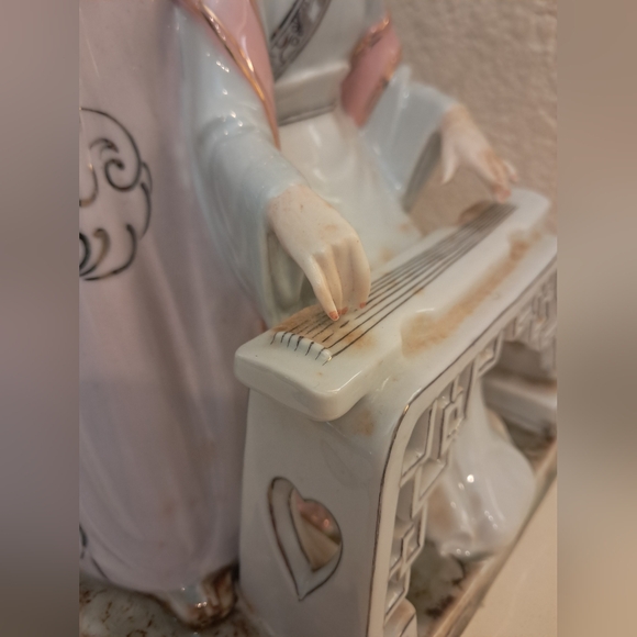 Rare Vintage Chinese Hand Painted Lovers Porcelain Statue of Emperial Man Woman - Picture 7 of 12